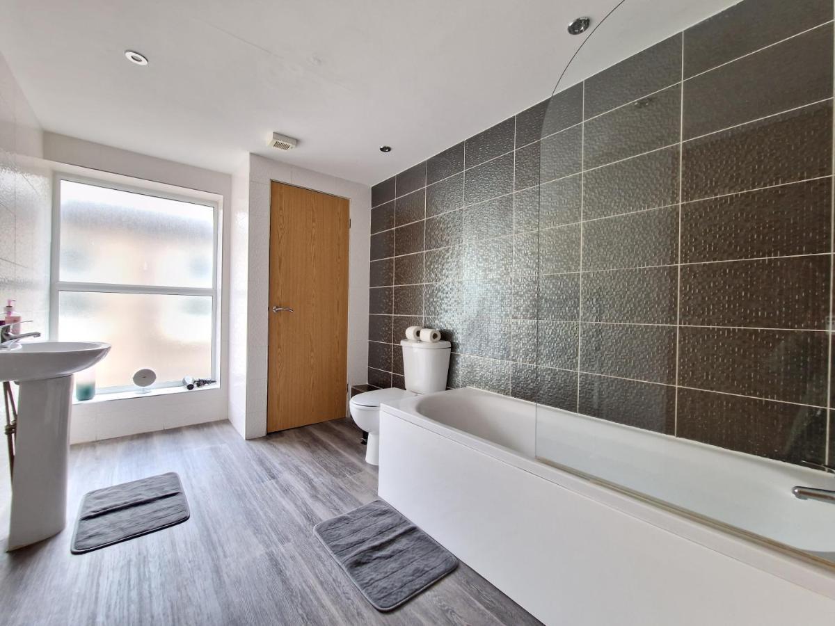 DYSA Promenade Apartments Blackpool Bagian luar foto